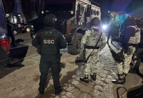 Megaoperativo en Sinaloa deja delincuentes muertos, detenidos y decomiso millonario