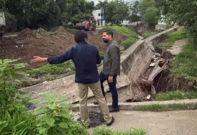 Culiacán refuerza acciones preventivas ante lluvias con limpieza de arroyos