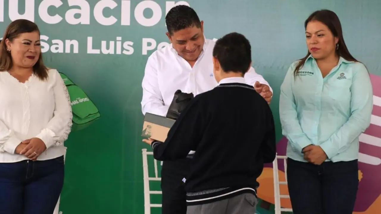 Entrega de útiles y mochilas gratis en San Luis Potosí, fecha y requisitos para el ciclo 2025–2026-