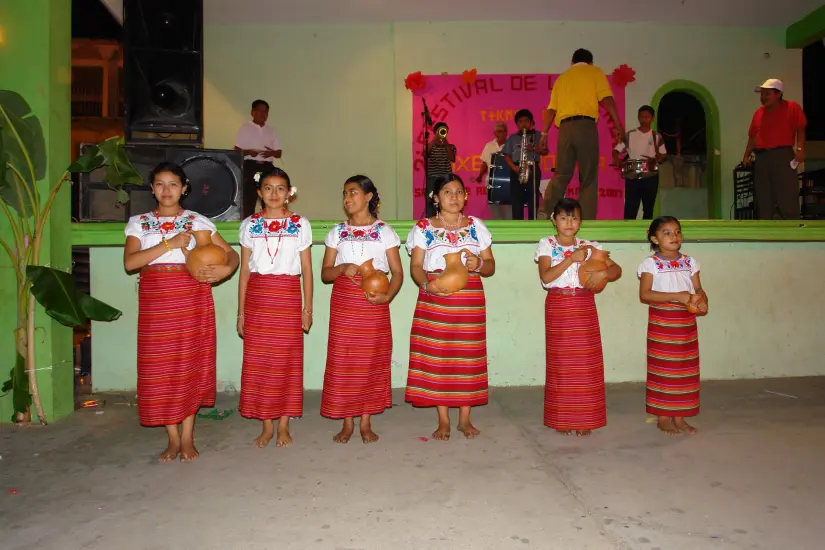 Niñas Popolucas de Veracruz