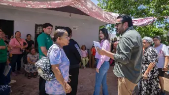 Vecinos de López Mateos y Pemex solicitan pavimentación, drenaje y fumigación al alcalde de Culiacán