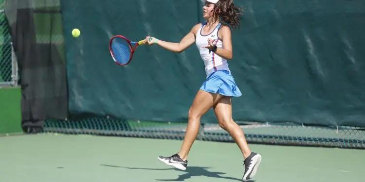 Montserrat Montaño Vaal La tenista sinaloense Montserrat Montaño alcanza doble final en la Sport Slam Cup 2025.