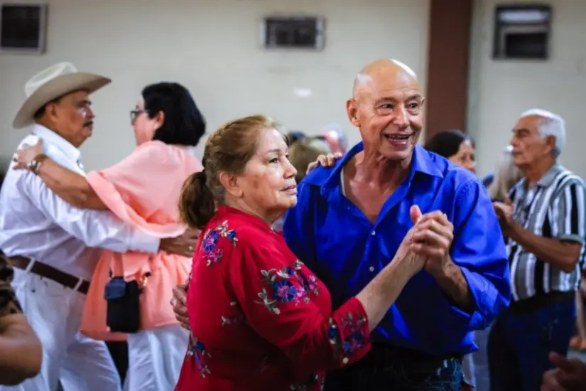 Concurso Bailando por tu Bienestar en Monclova: premios y requisitos para participar Los adultos mayores podrán lucirse en la pista de baile en este concurso. Foto: Cortesía