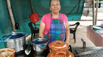 Con tortillas de harina, tres guisos y mucha esperanza, Araceli inicia su propio negocio en Alturas del Sur