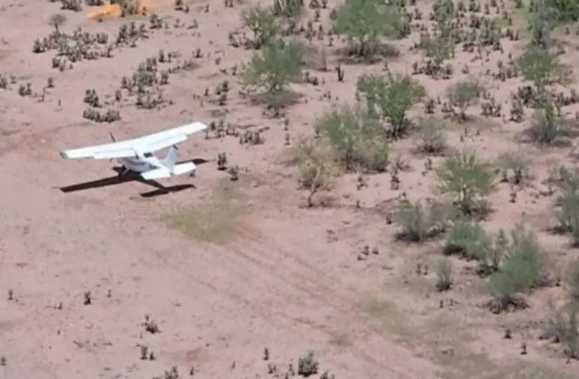 Marina asegura avioneta con droga en pista clandestina en Sonora Así luce la pista clandestina asegurada en Sonora. Foto: Semar