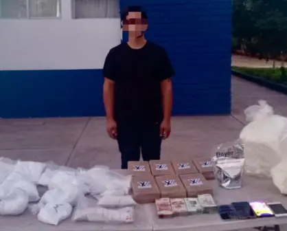 Intentó huir... pero llevaba droga y más de $140 mil en efectivo