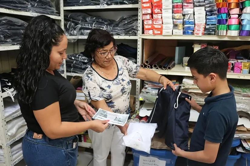 Conoce cuándo será la entrega de vales escolares en Baja California Sur. Foto: Cortesía. Conoce cuándo será la entrega de vales escolares en Baja California Sur. Foto: Cortesía.