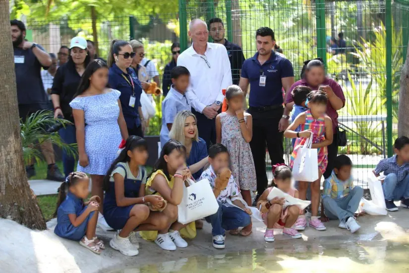 Estrella Palacios durante la inauguración del área de Capibaras en el Nuevo Gran Acuario de Mazatlán. Estrella Palacios durante la inauguración del área de Capibaras en el Nuevo Gran Acuario de Mazatlán.
