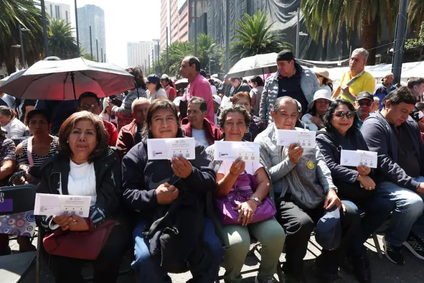 ?¿Cuáles son los requisitos para solicitar el Ingreso Ciudadano Universal en la CDMX? Recuerda que deben ser original y copia. Foto: Gob. de México