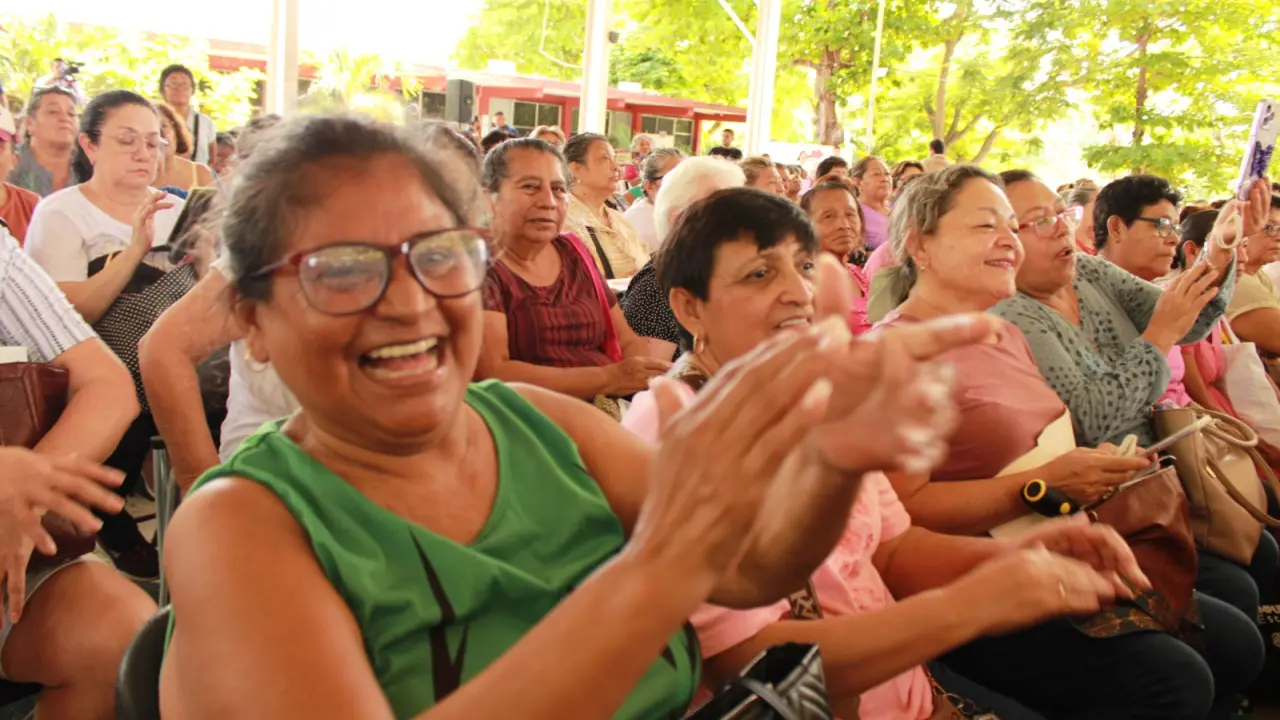 Conoce las fechas de registro para la Pensión Mujeres Bienestar 2025. Foto: cortesía