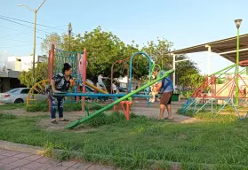 Vecinos transforman el Parque Colinas de la Ribera en un espacio de comunidad y vida activa