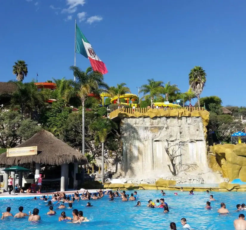 Disfruta de una tarde llena de diversión y refrescate en el  balneario Te-Pathé en Ixmiquilpan, Hidalgo.Foto: Cortesía.