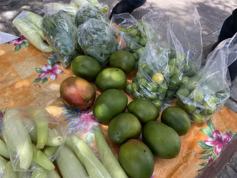 Venta de hortalizas en San Ignacio.