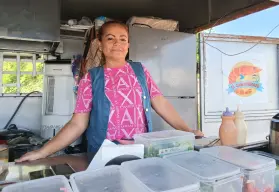 Sabores de Culiacán: La historia de Mayra y sus tacos de camarón por la carretera a Imala