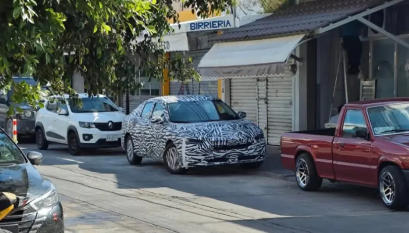Así luce el nuevo Nissan Versa 2026; filtran fotos antes de su llegada a México El Versa 2026 llegaría con algunos aspectos renovados en su diseño. Foto: Especial