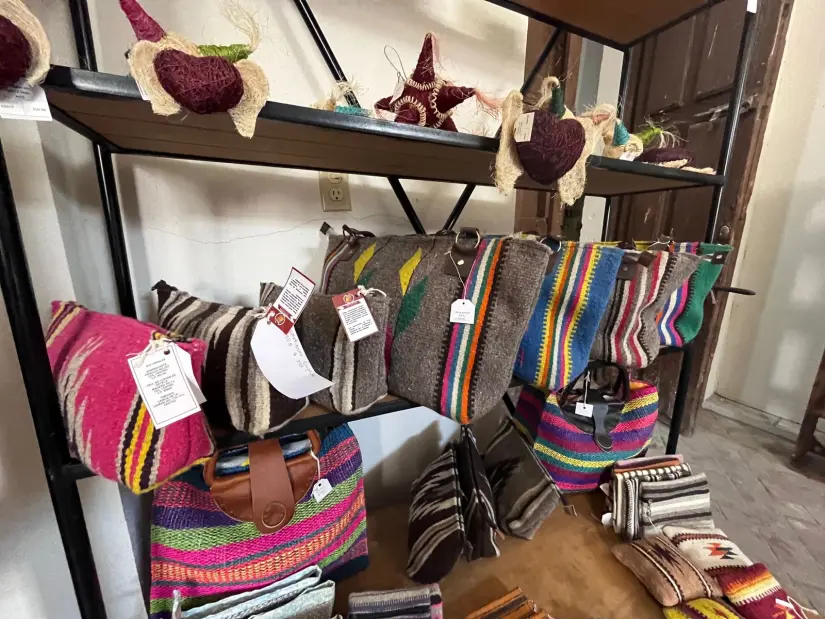 Tienda Hecho en Zacatecas Lo que puedes encontrar en Tienda Hecho en Zacatecas. Foto: Cortesía