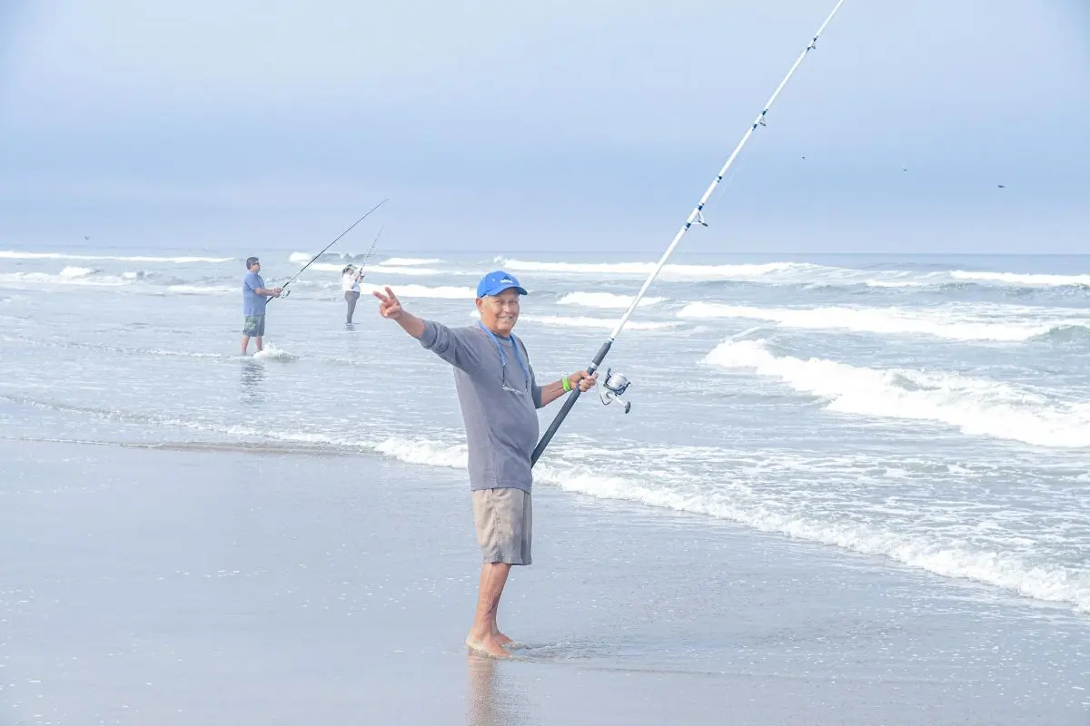 Torneo de Pesca de Playa en San Quintín. Foto: Cortesía