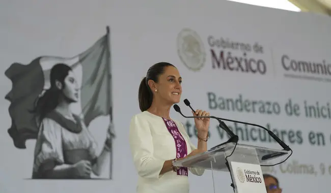 Sheinbaum da banderazo de salida a la construcción de puentes vehiculares en Colima Se busca volver a Manzanillo el puerto más importante de América Latina. Foto: Gob. de México