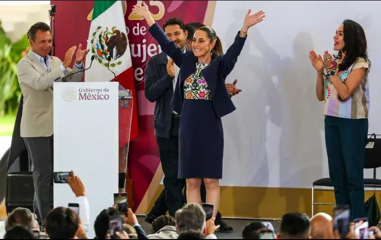 Sheinbaum inaugura primera etapa del Hospital Regional ISSSTE de Tlajomulco El hospital beneficiará a 380 mil derechohabientes. Foto: Gob. de México