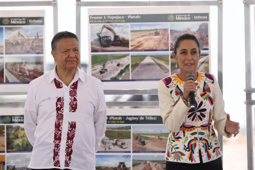 El Gobernador de Hidalgo, Julio Menchaca y la Presidenta Claudia Sheinbaum, durante la supervisión de la obra. Foto: Cortesía.