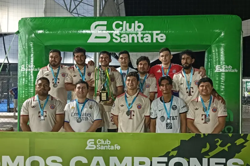 Tras un juego intenso, Brothers FC se quedó con el subcampeonato. 