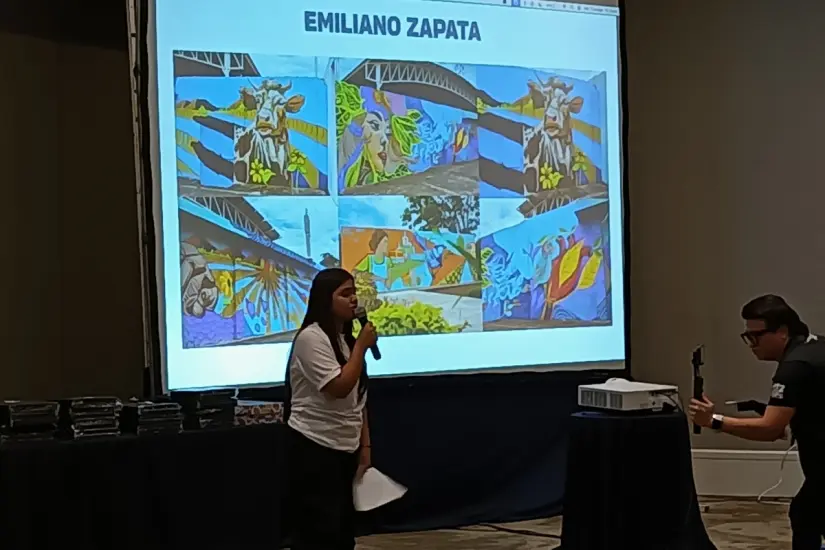 Yamileth Arredondo, de Pueblos Unidos, perteneciente a la sindicatura Emiliano Zapata, habló a nombre de los participantes en los murales de paz.