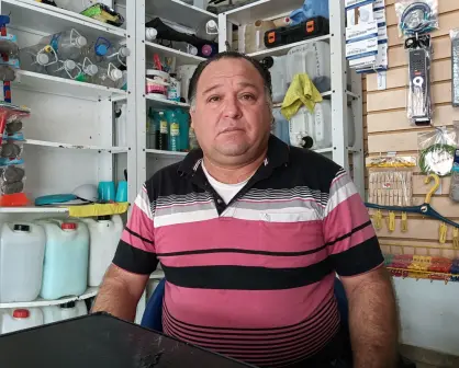 Jubilado se reinventa: ex policía abre negocio de limpieza en Los Ángeles