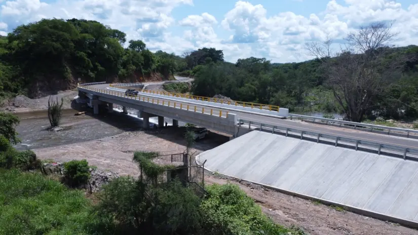 Las obras para remodelar esta carretera comenzaron en 2019. Foto: SICT