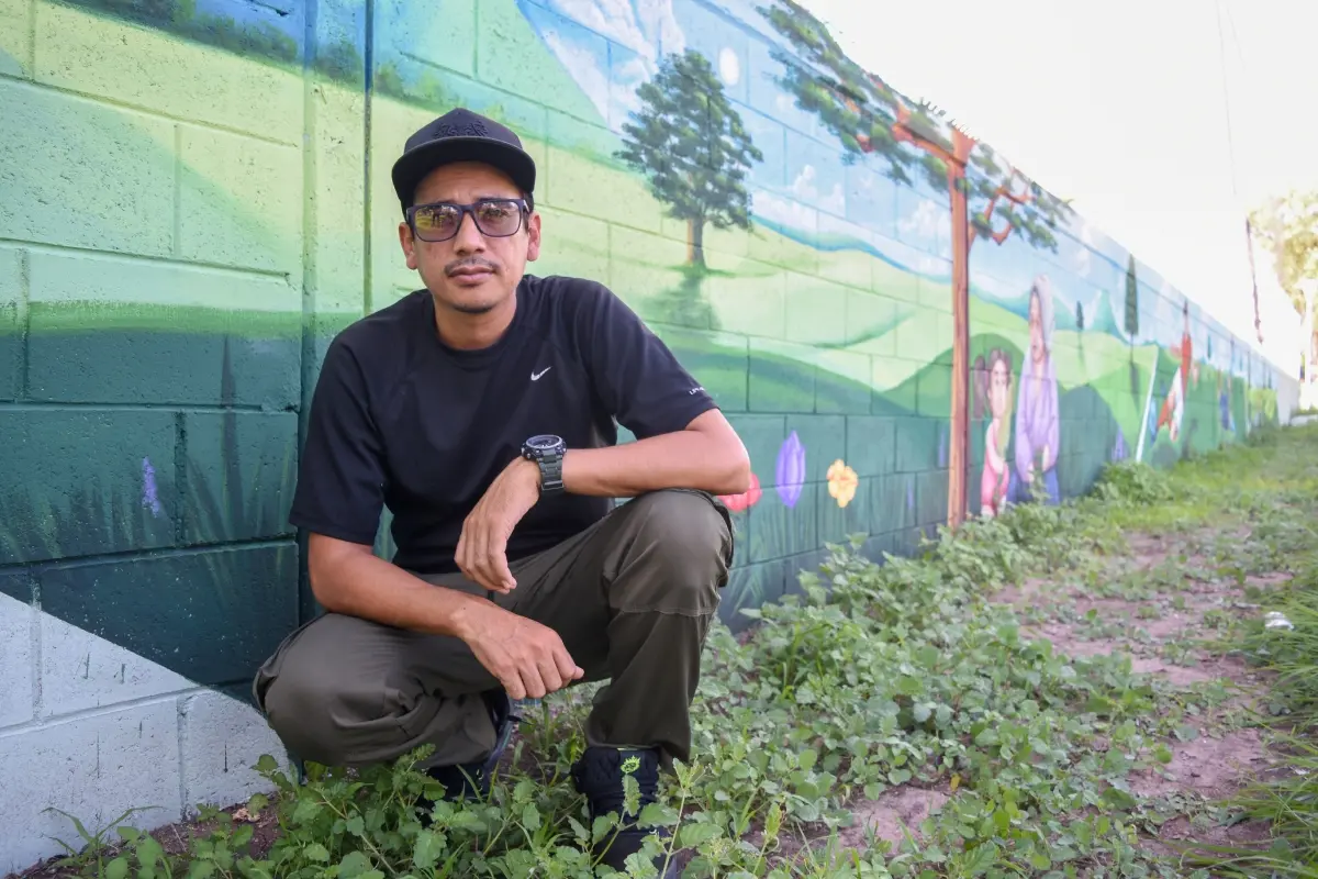 Con talento y vocación, Demetrio Estrella transforma vidas a través del arte en colonias de Culiacán