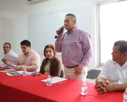 Instalan Comité de Vigilancia Ciudadana en Villa Juárez para supervisar obras de mejoramiento urbano