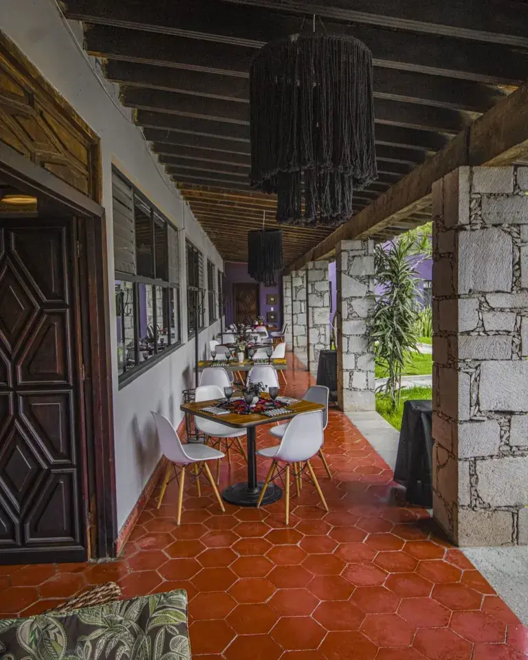 Lleva a tu pareja a este hermoso jardín. Foto: Cortesía