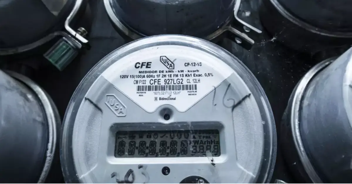 ¿Cuál es la multa por manipular el medidor de luz de la CFE en Zacatecas?