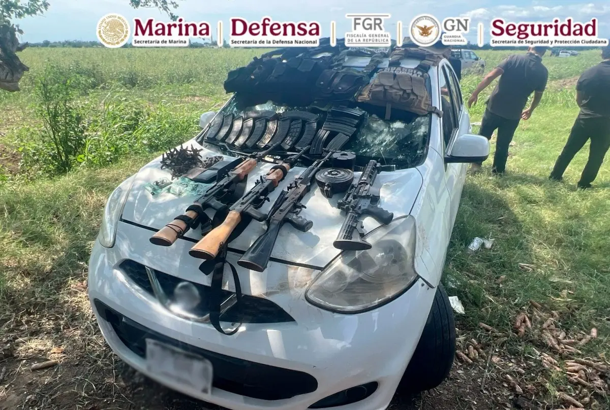 Armas y municiones fueron aseguradas por personal de la Marina. Foto: SSPC