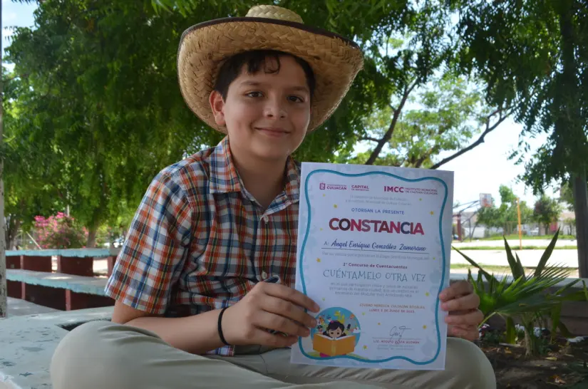 Su admirable talento lo llevó a destacar en el concurso “Cuéntamelo Otra Vez”, organizado por el IMCC, donde no solo compartió un cuento, sino una lección de vida. 