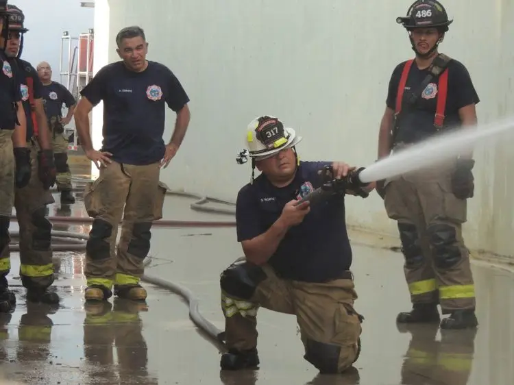 Saúl Robles, la historia de un bombero detrás del galardón nacional como “Profesional de la Emergencia 2025”
