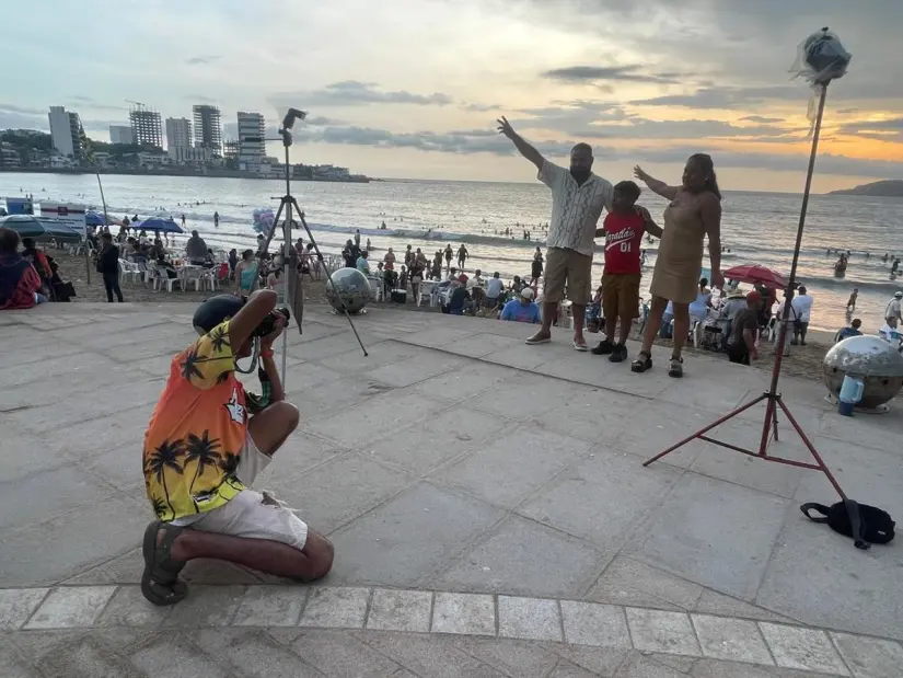 Fotógrafo de 10 pesitos en Mazatlán.