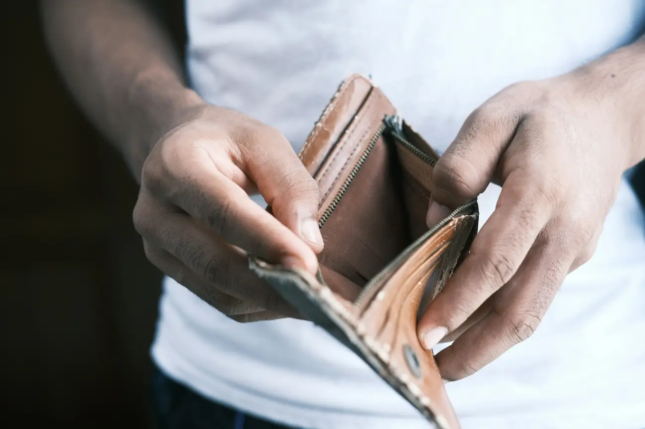 En dos años, la pobreza en México cayó 18.5%, lo que significa que 8.3 millones de personas dejaron atrás la carencia, reveló el INEGI.
