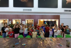 Niñas y niños descubren la magia de las aves en el Museo de Historia Regional en Culiacán