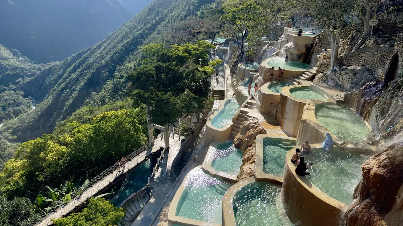 Esta es la mejor época para visitar las Grutas de Tolantongo. Foto: Cortesía.