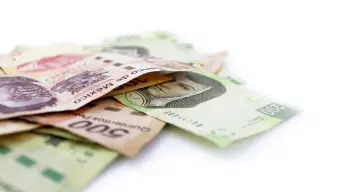 ¿Tienes alguno? Estos son los billetes y monedas que dejarán de circular en México en 2025