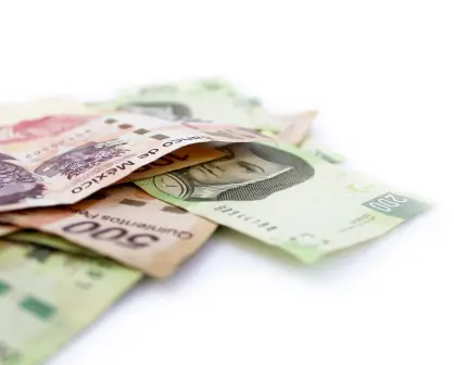 ¿Tienes alguno? Estos son los billetes y monedas que dejarán de circular en México en 2025