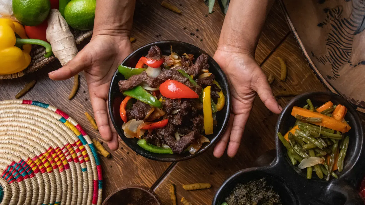 Estos son los mejores platillos que debes probar en Morelia. Foto: Freepik.