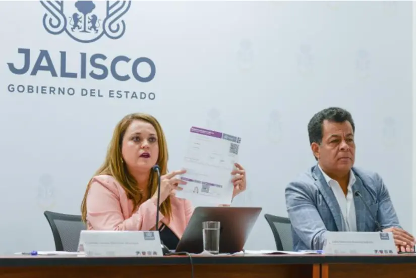Nueva cédula profesional con fotografía en Jalisco. Foto: cortesía.