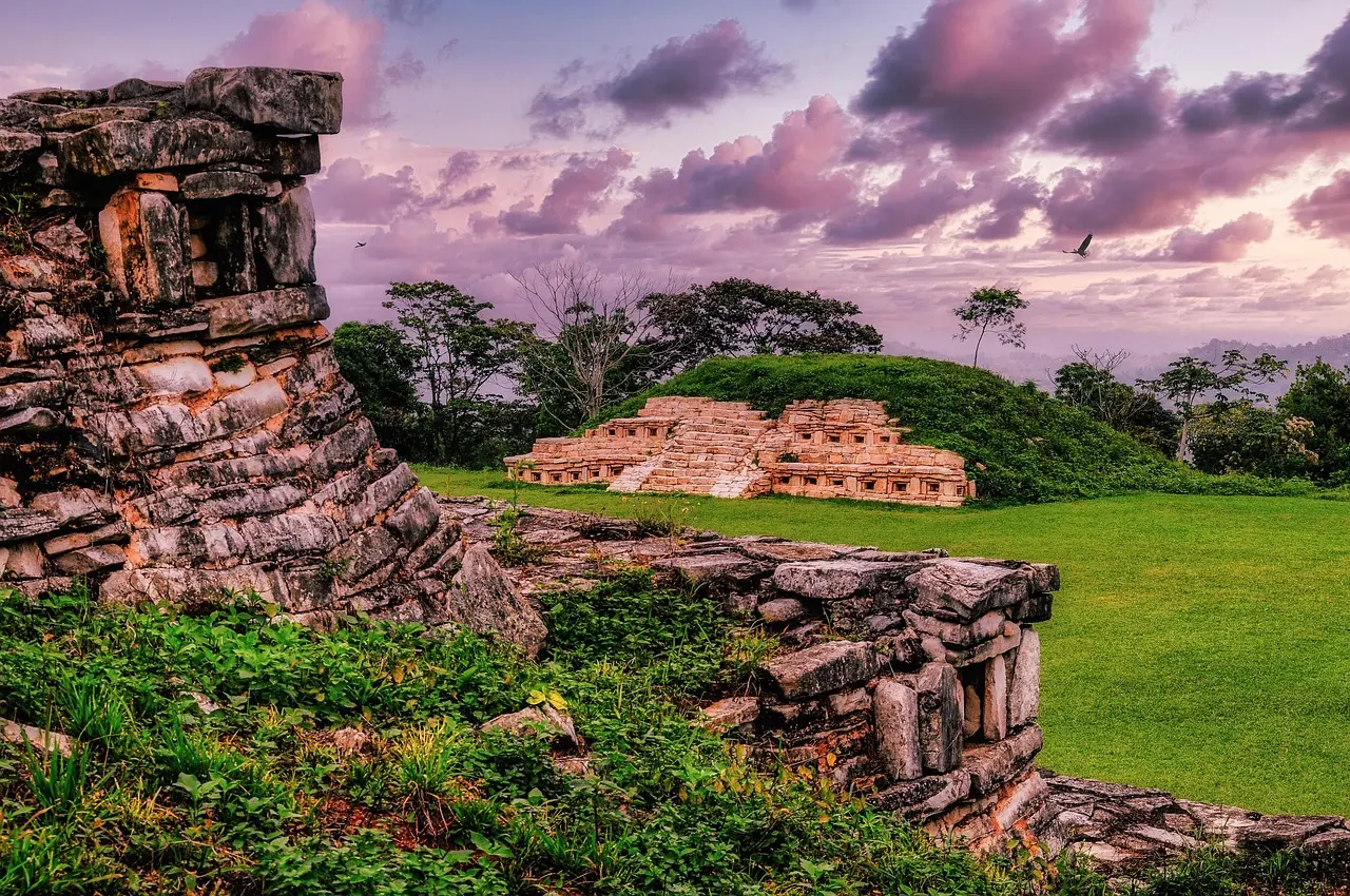 Ruinas mayas. Foto. Pixabay.