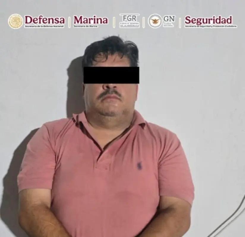 Fuerte decomiso en Sonora: aseguran más de mil paquetes de cocaína ocultos en tráiler El conductor del vehículo fue detenido por las autoridades. Foto: SSPC