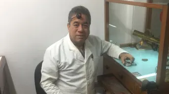 Francisco Javier López: El relojero de Culiacán que desafía el tiempo, pieza a pieza