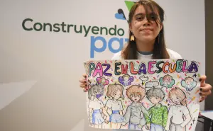 Kristel Rose es una niña que dibuja un mundo en paz