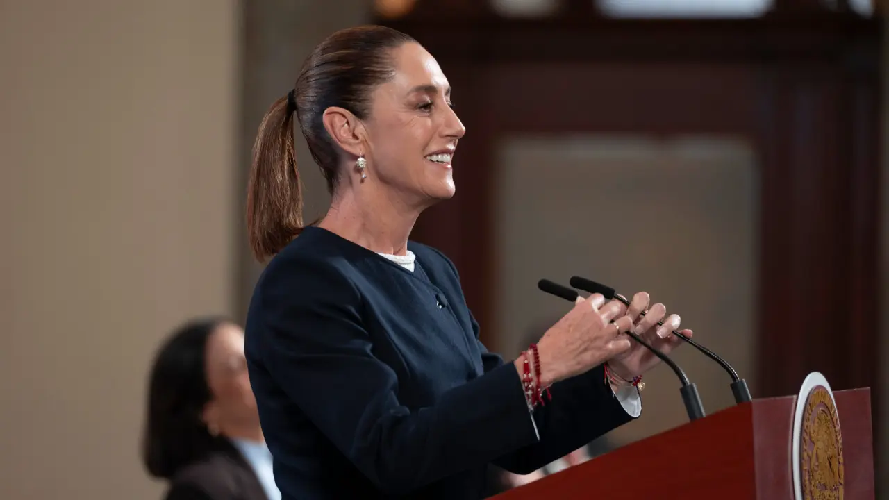 Claudia Sheinbaum pide investigar sobornos de El Mayo Zambada a políticos mexicanos.