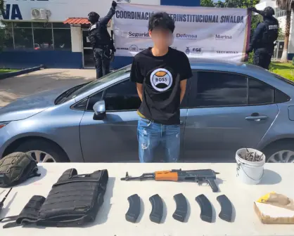 Capturan en un residencial de Culiacán a hombre con arsenal