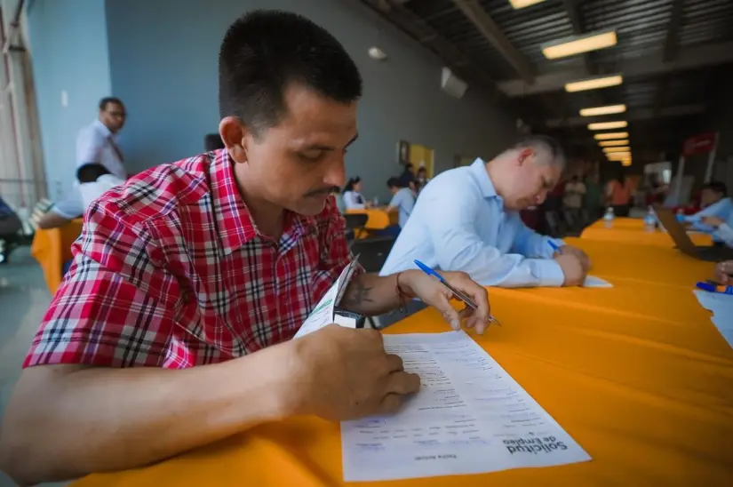 Feria Nacional de Empleo para Jóvenes en Sinaloa más de 1,000 vacantes disponibles